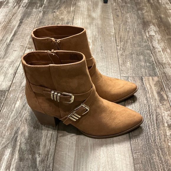 Sun + Stone Stylish Tan Ankle Boots Size 8 - Picture 6 of 12